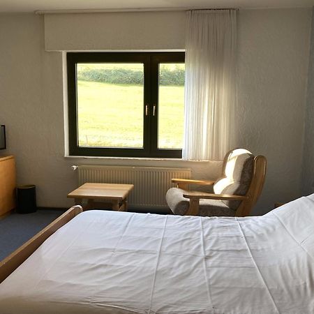 Hotel Altitude Бург-Рюлан Екстериор снимка
