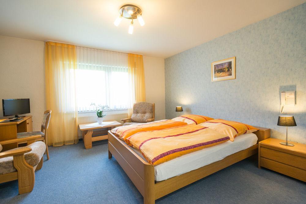 Hotel Altitude Бург-Рюлан Екстериор снимка